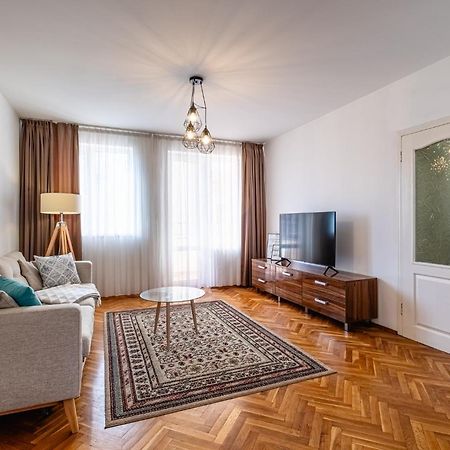 Seaside Serenity Charming Apartment By Sea Garden Varna Exterior foto